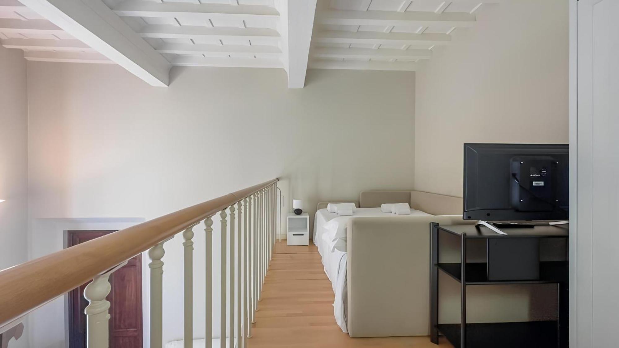 One-Bedroom Apartment,1643865332:JPEG